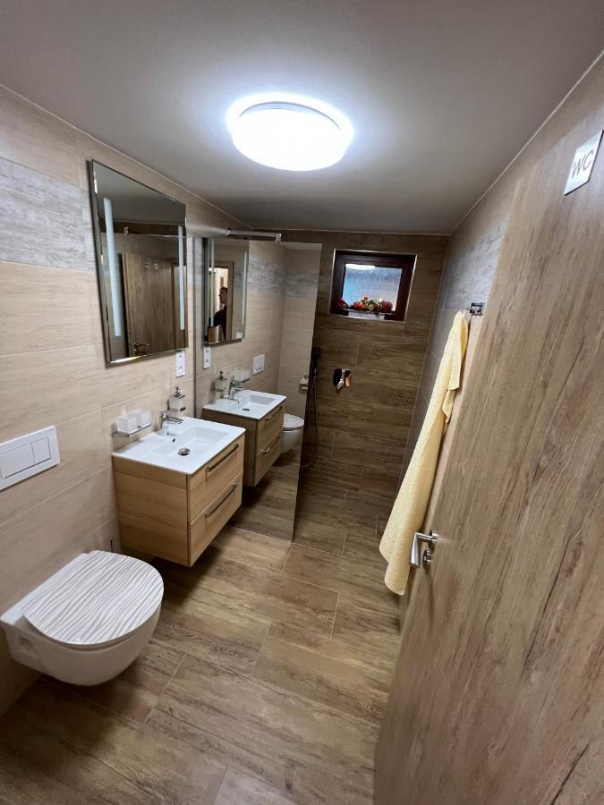 Ubytovani Arrow Lesna  Экстерьер фото